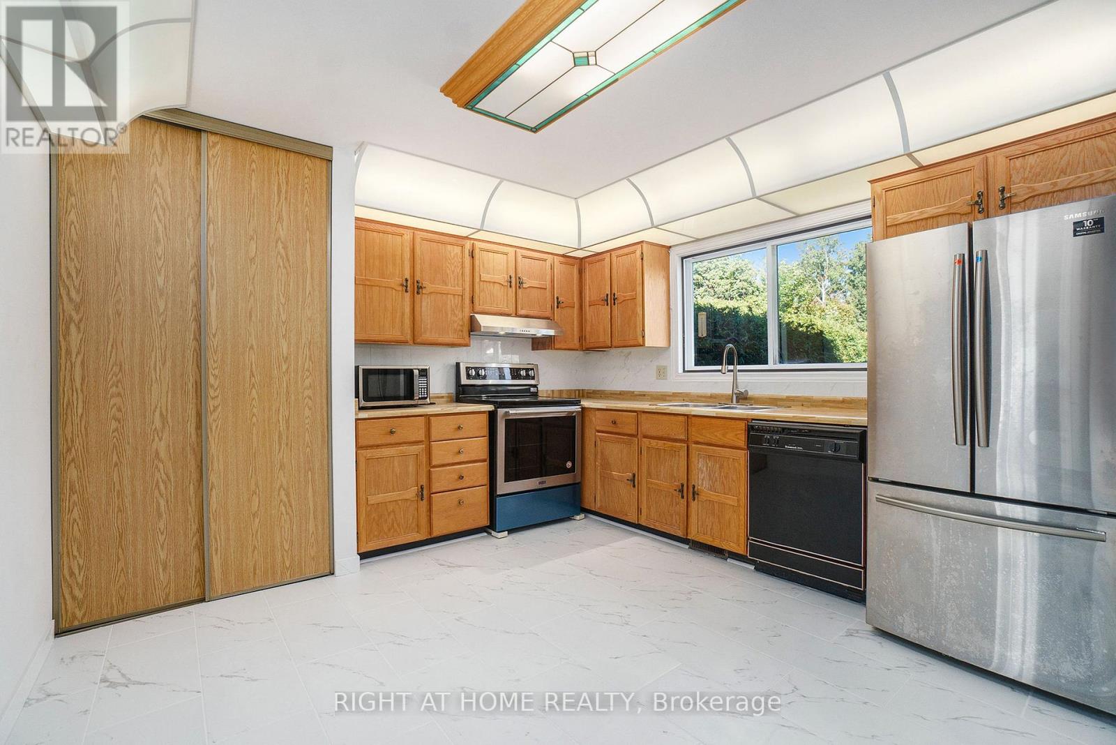 82 Nestow Drive, Ottawa, Ontario  K2G 4L8 - Photo 8 - X13230774