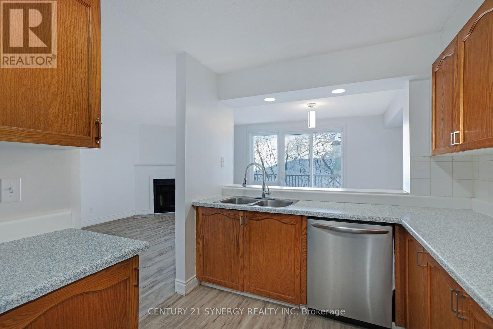 403 - 1589 St Bernard Street, Ottawa, Ontario  K1T 3H7 - Photo 12 - X13230822