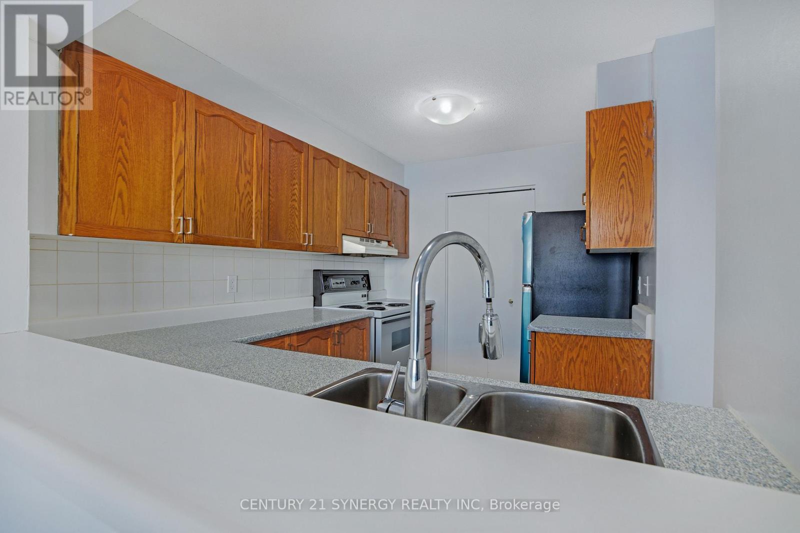 403 - 1589 St Bernard Street, Ottawa, Ontario  K1T 3H7 - Photo 13 - X13230822