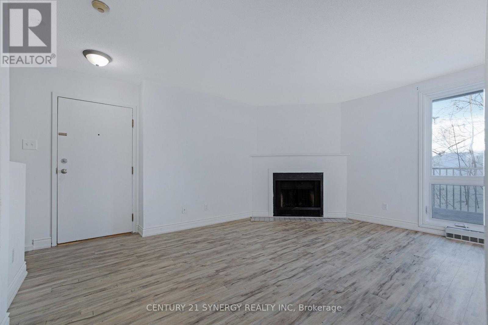 403 - 1589 St Bernard Street, Ottawa, Ontario  K1T 3H7 - Photo 4 - X13230822