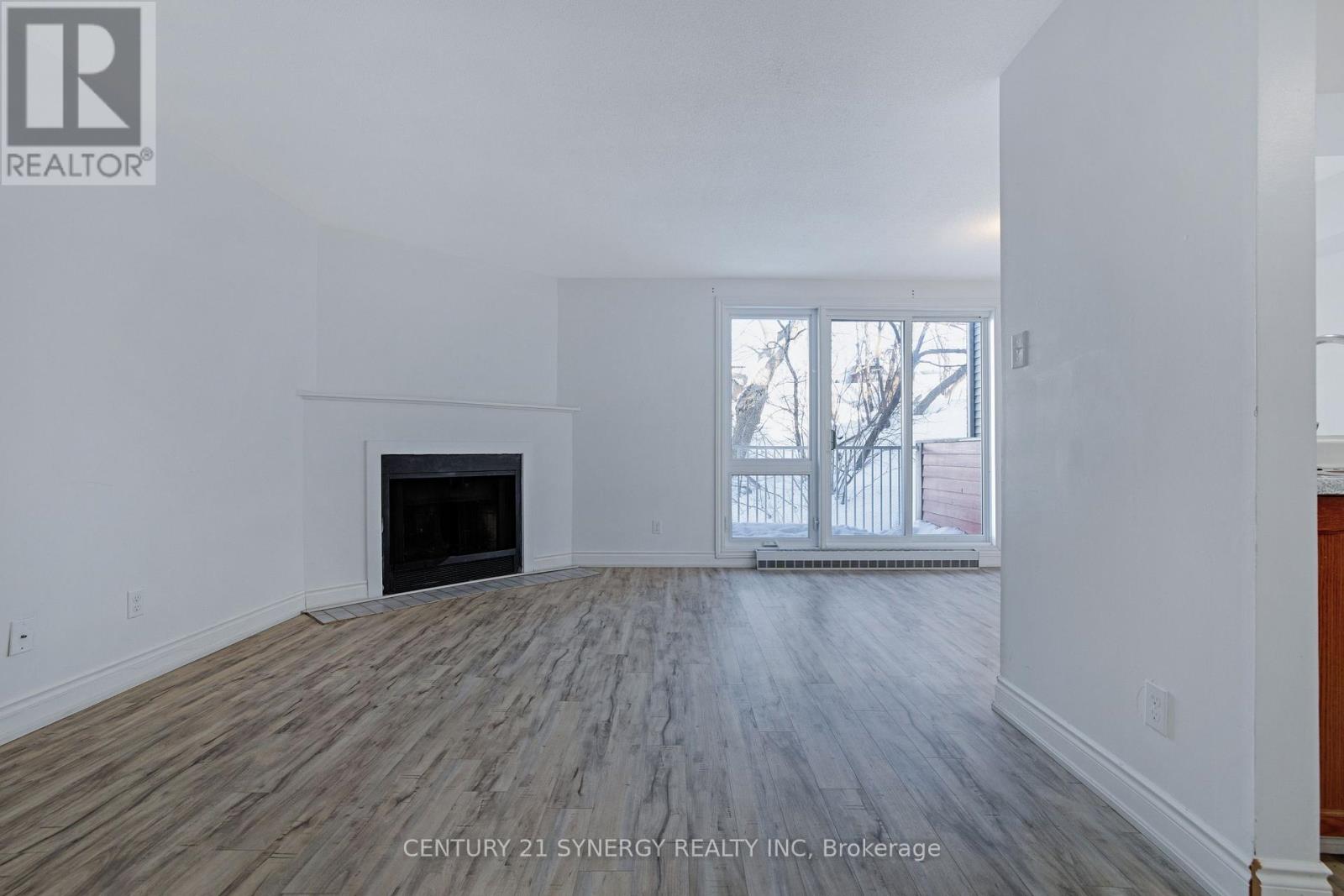 403 - 1589 St Bernard Street, Ottawa, Ontario  K1T 3H7 - Photo 6 - X13230822