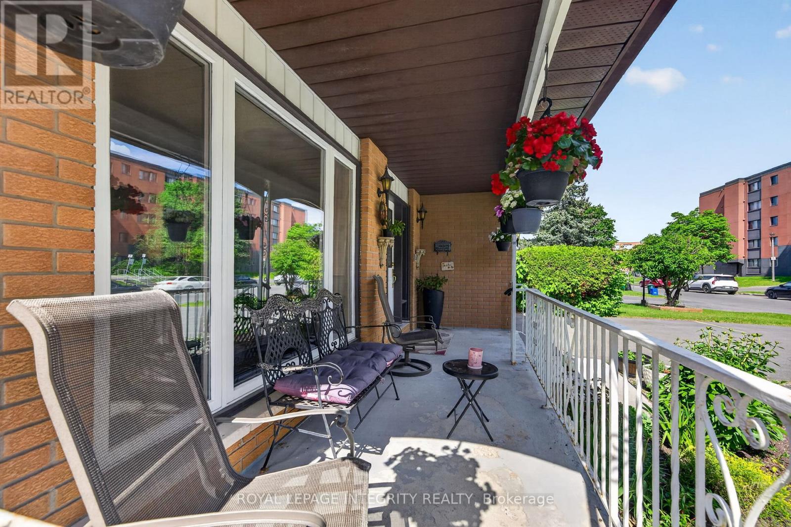 1409 Lepage Avenue, Ottawa, Ontario  K1Z 8M8 - Photo 2 - X13230884
