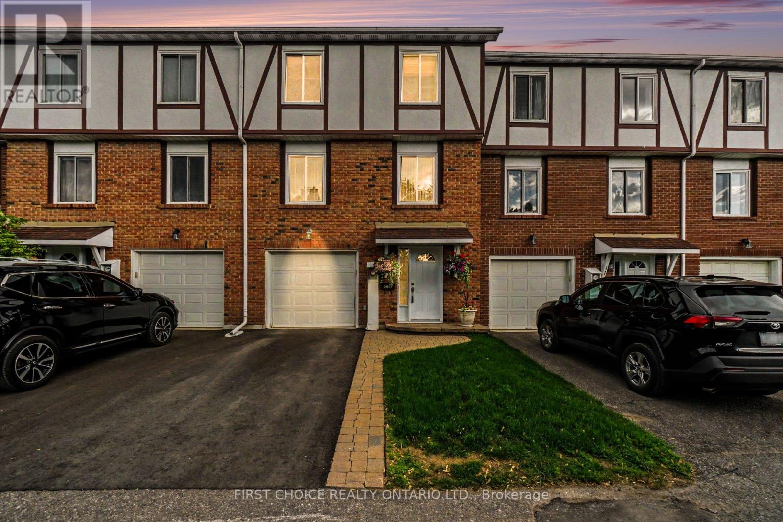 34 - 1793 Axminster Court, Ottawa, Ontario  K1C 1Z5 - Photo 1 - X13230946