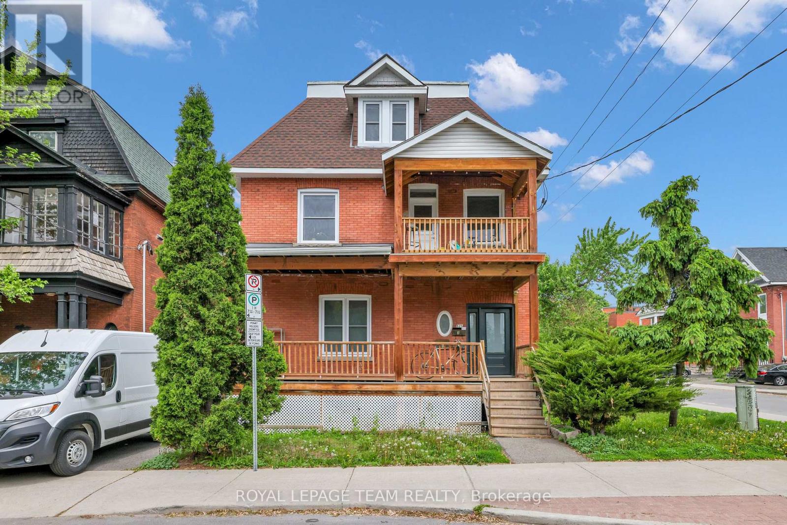 A (Main Level) - 531 Mcleod Street, Ottawa, Ontario  K1R 5R2 - Photo 1 - X13231220