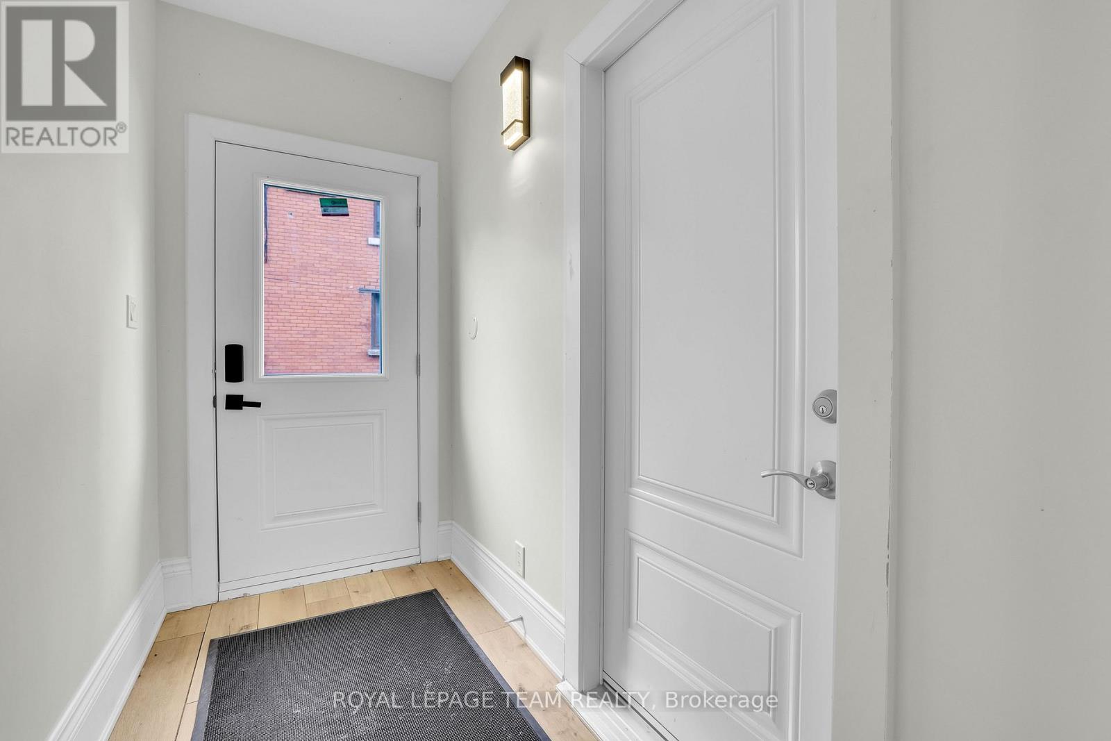 A (Main Level) - 531 Mcleod Street, Ottawa, Ontario  K1R 5R2 - Photo 30 - X13231220