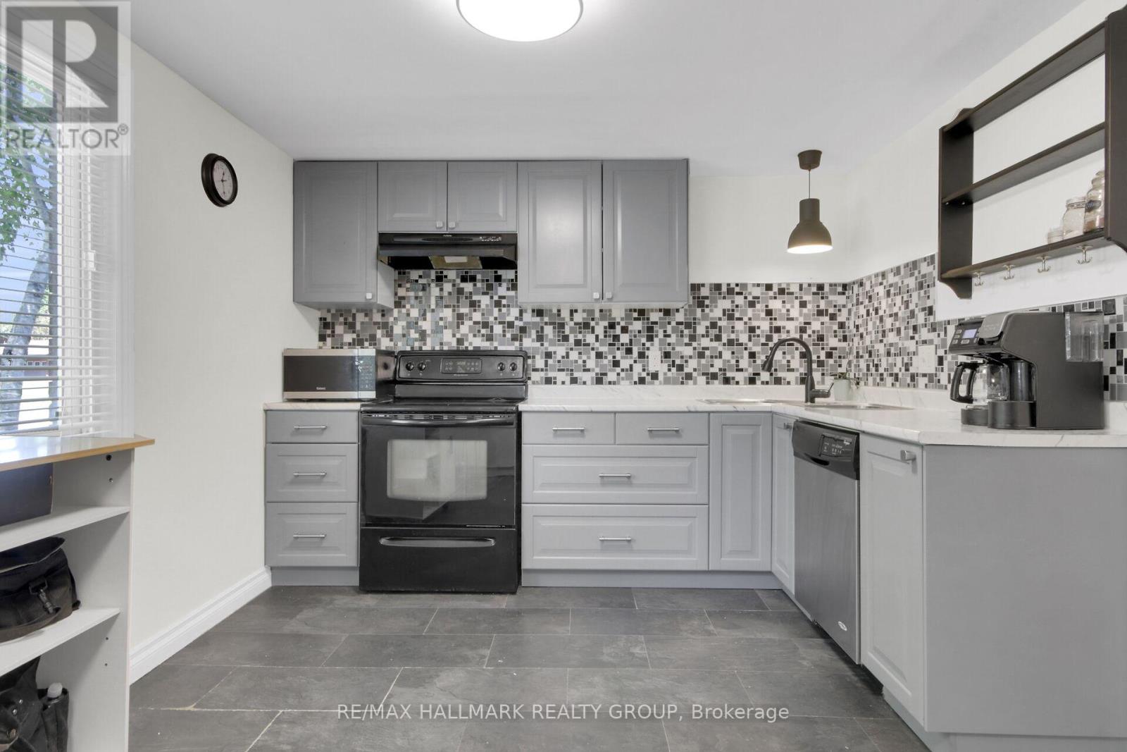 145 Penfield Drive, Ottawa, Ontario  K2K 1M4 - Photo 11 - X13231536