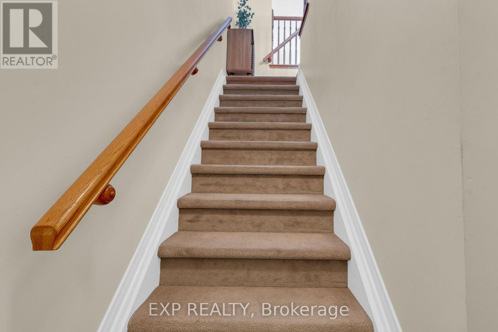 555 Reardon Private, Ottawa, Ontario  K1V 2L1 - Photo 3 - X13231786