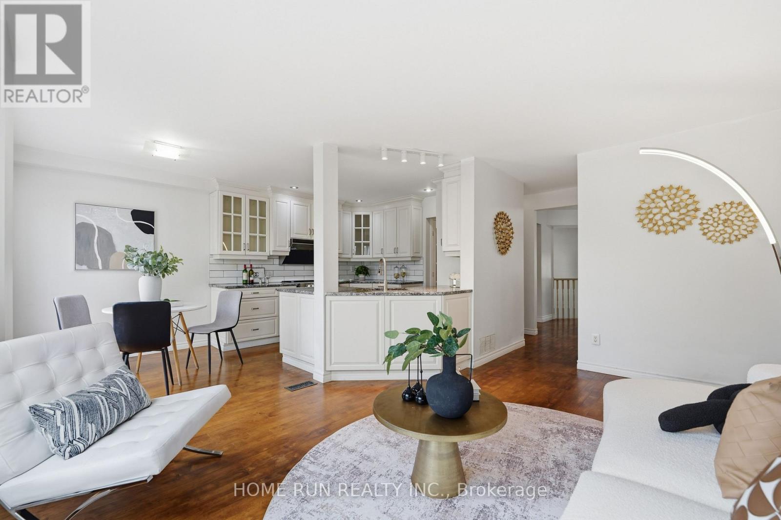 26 Highmont Court, Ottawa, Ontario  K2T 1B2 - Photo 7 - X13231830