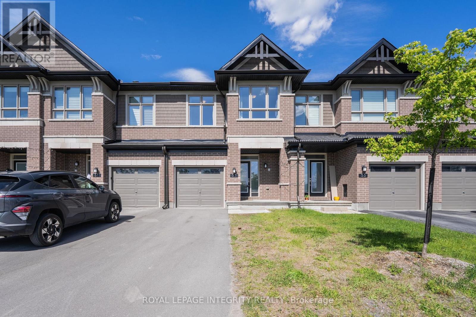 53 Maize Street, Ottawa, Ontario  K2S 2T2 - Photo 1 - X13231832