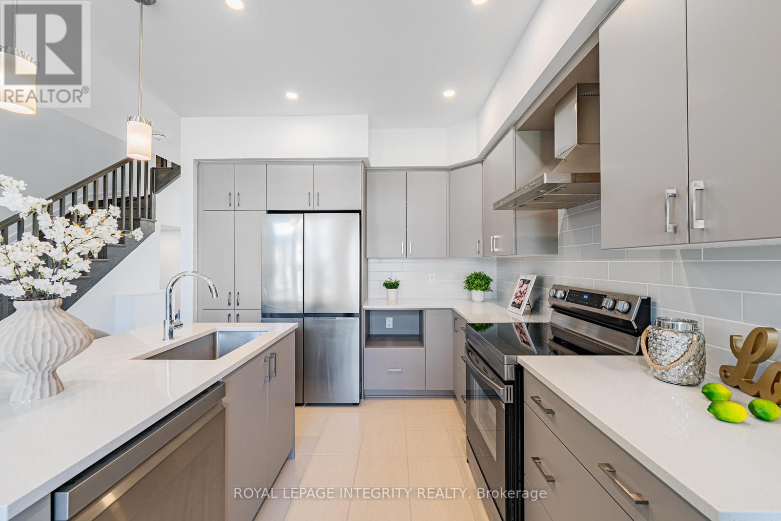 53 Maize Street, Ottawa, Ontario  K2S 2T2 - Photo 10 - X13231832
