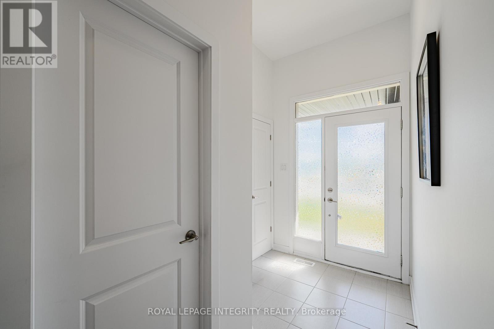 53 Maize Street, Ottawa, Ontario  K2S 2T2 - Photo 3 - X13231832