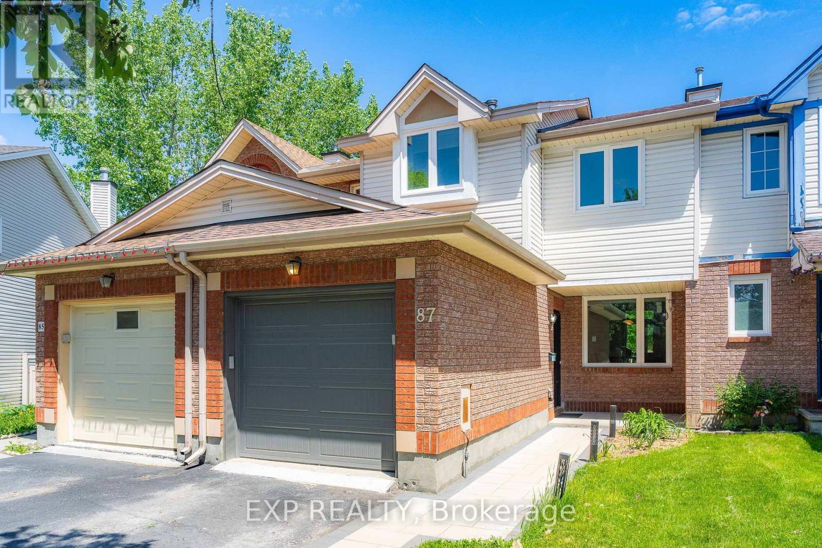87 Banchory Crescent, Ottawa, Ontario  K2K 2V2 - Photo 2 - X13231994