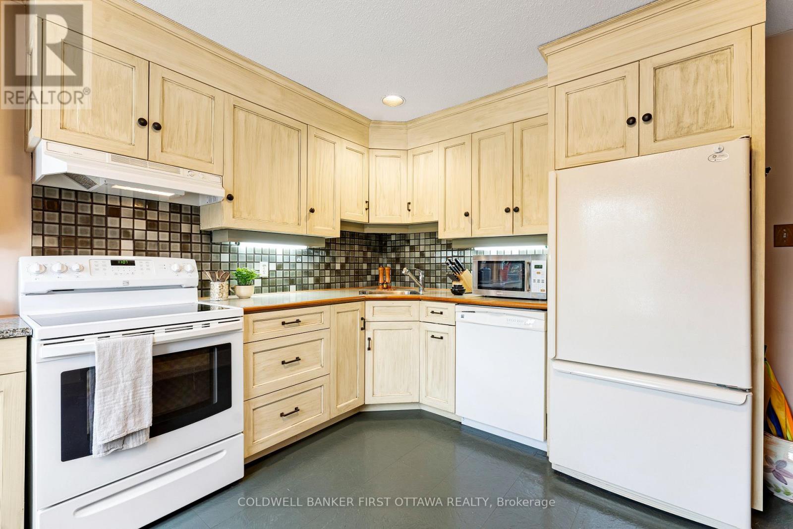 7a Lewis Street, Perth, Ontario  K7H 1M6 - Photo 14 - X13232136