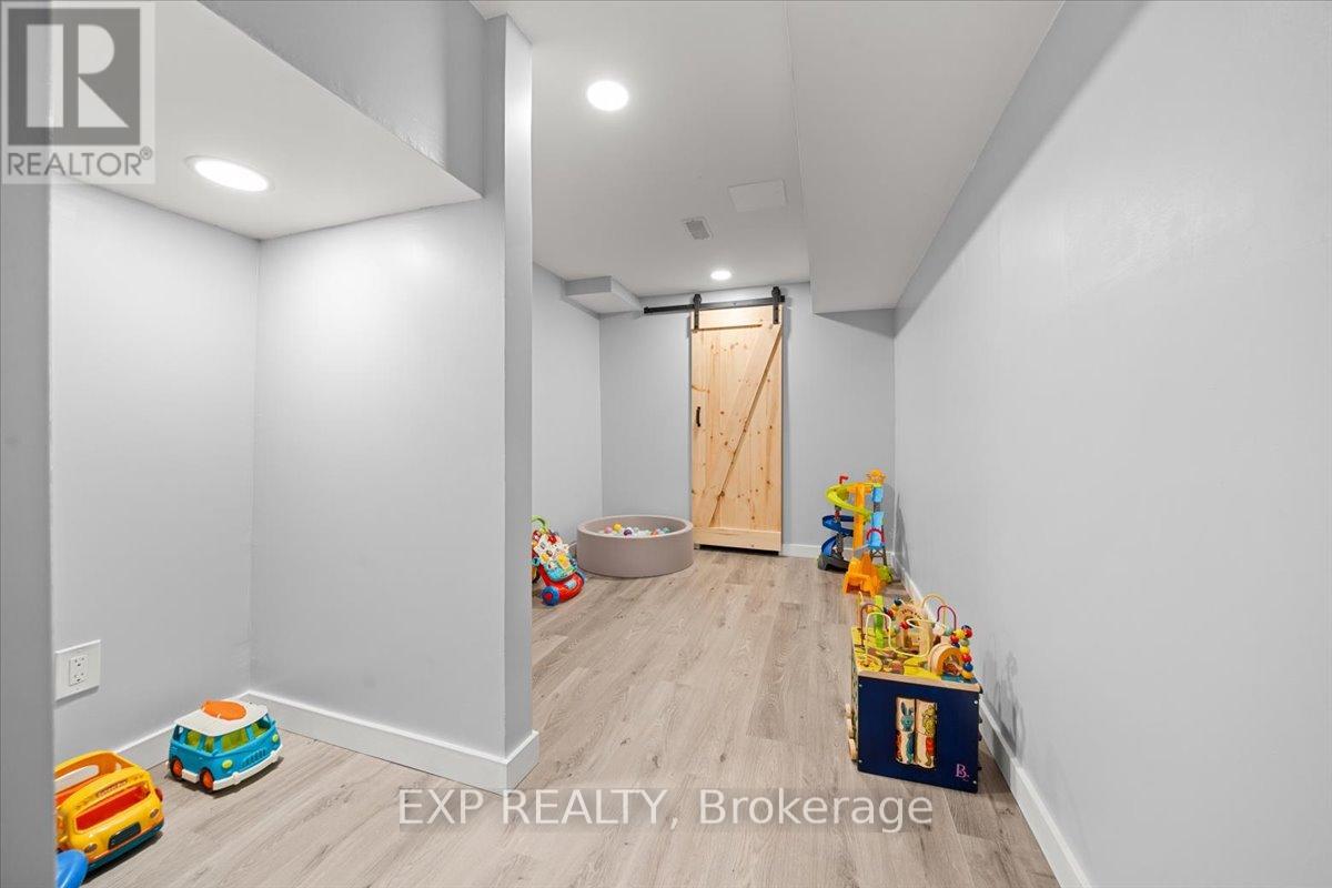 478 Barrick Hill Road, Ottawa, Ontario  K2M 0H8 - Photo 18 - X13232278