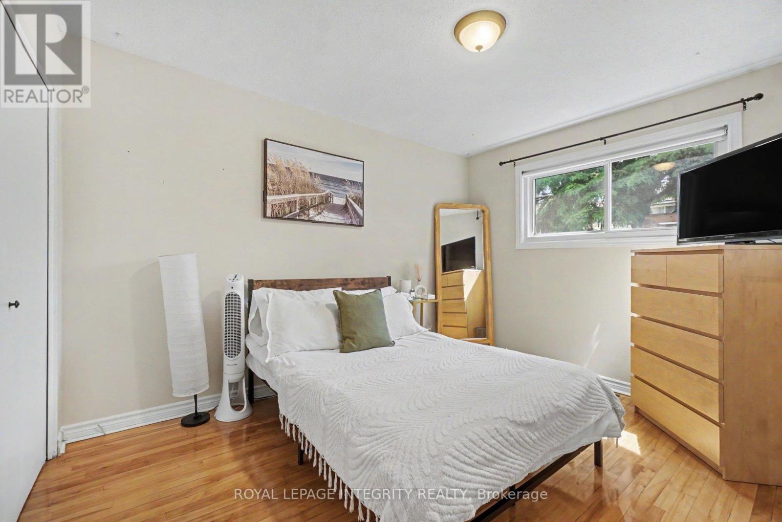 2450 Magnus Avenue, Ottawa, Ontario  K1G 1J8 - Photo 16 - X13232286