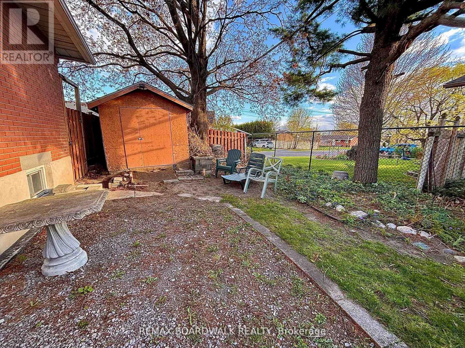 625 Clarke Avenue, Ottawa, Ontario  K1K 0Y6 - Photo 9 - X13232306