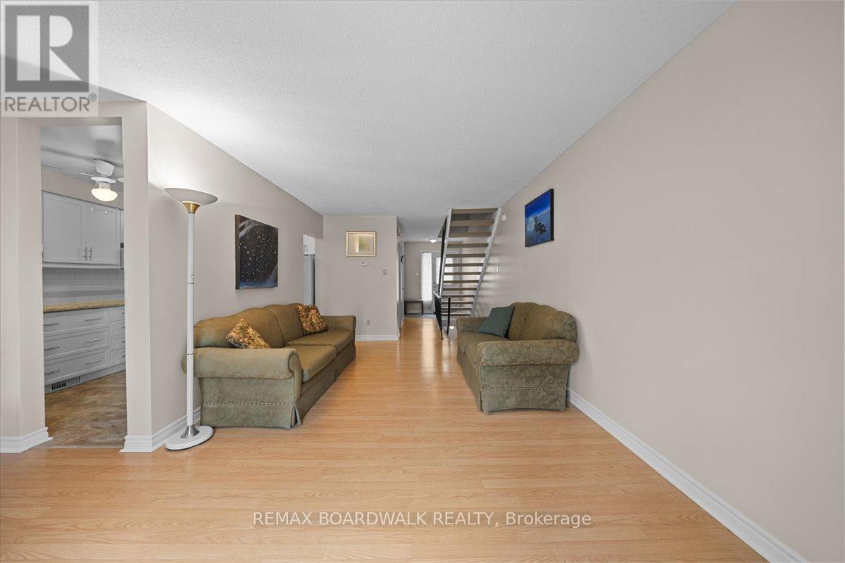 48 - 1828 Axminster Court, Ottawa, Ontario  K1C 1Z4 - Photo 11 - X13232322