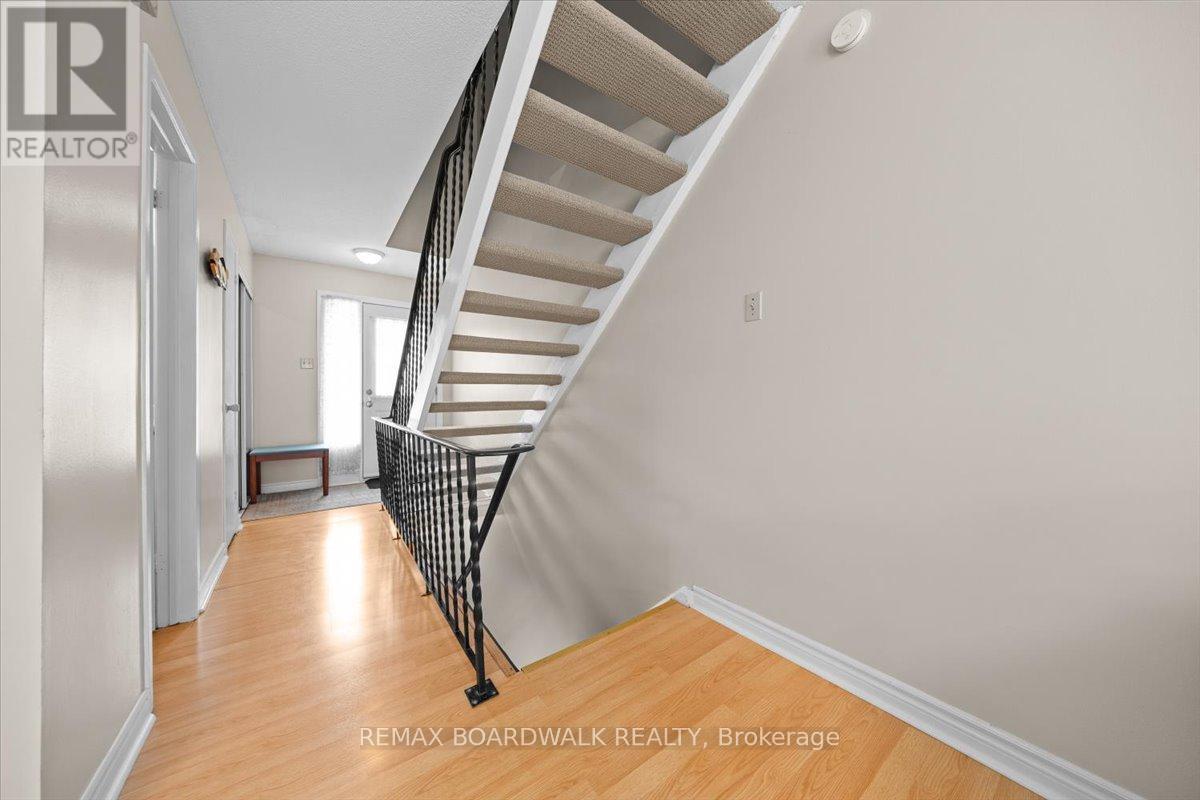 48 - 1828 Axminster Court, Ottawa, Ontario  K1C 1Z4 - Photo 13 - X13232322