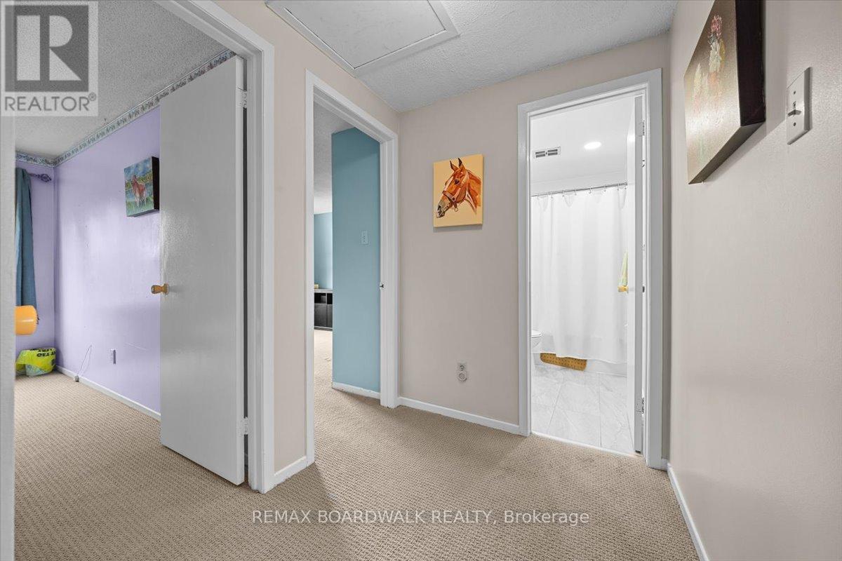48 - 1828 Axminster Court, Ottawa, Ontario  K1C 1Z4 - Photo 27 - X13232322
