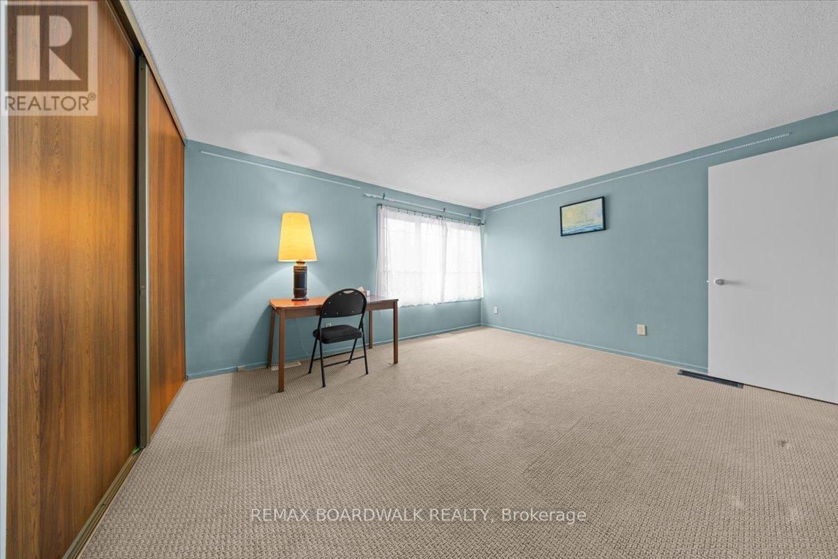 48 - 1828 Axminster Court, Ottawa, Ontario  K1C 1Z4 - Photo 30 - X13232322