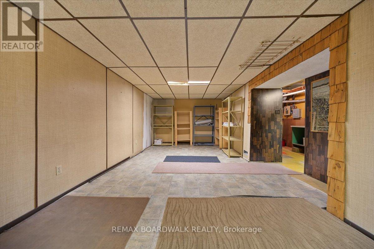 48 - 1828 Axminster Court, Ottawa, Ontario  K1C 1Z4 - Photo 37 - X13232322