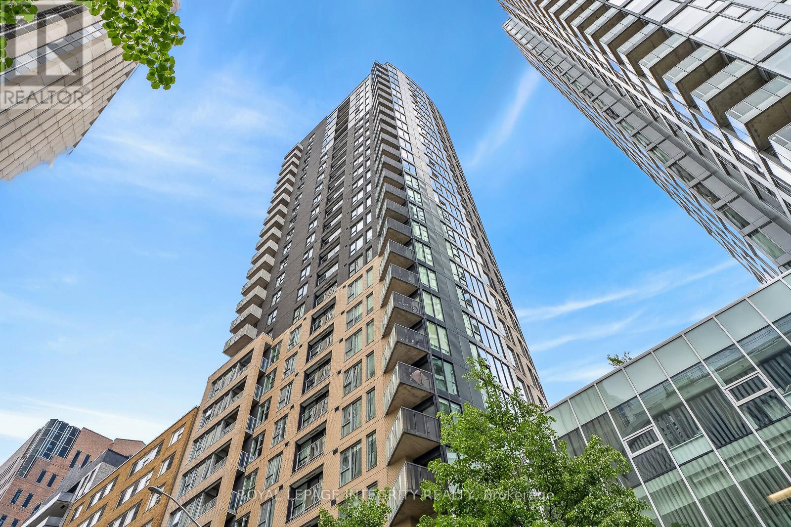 2102 - 40 Nepean Street, Ottawa, Ontario  K2P 0X5 - Photo 1 - X13232336