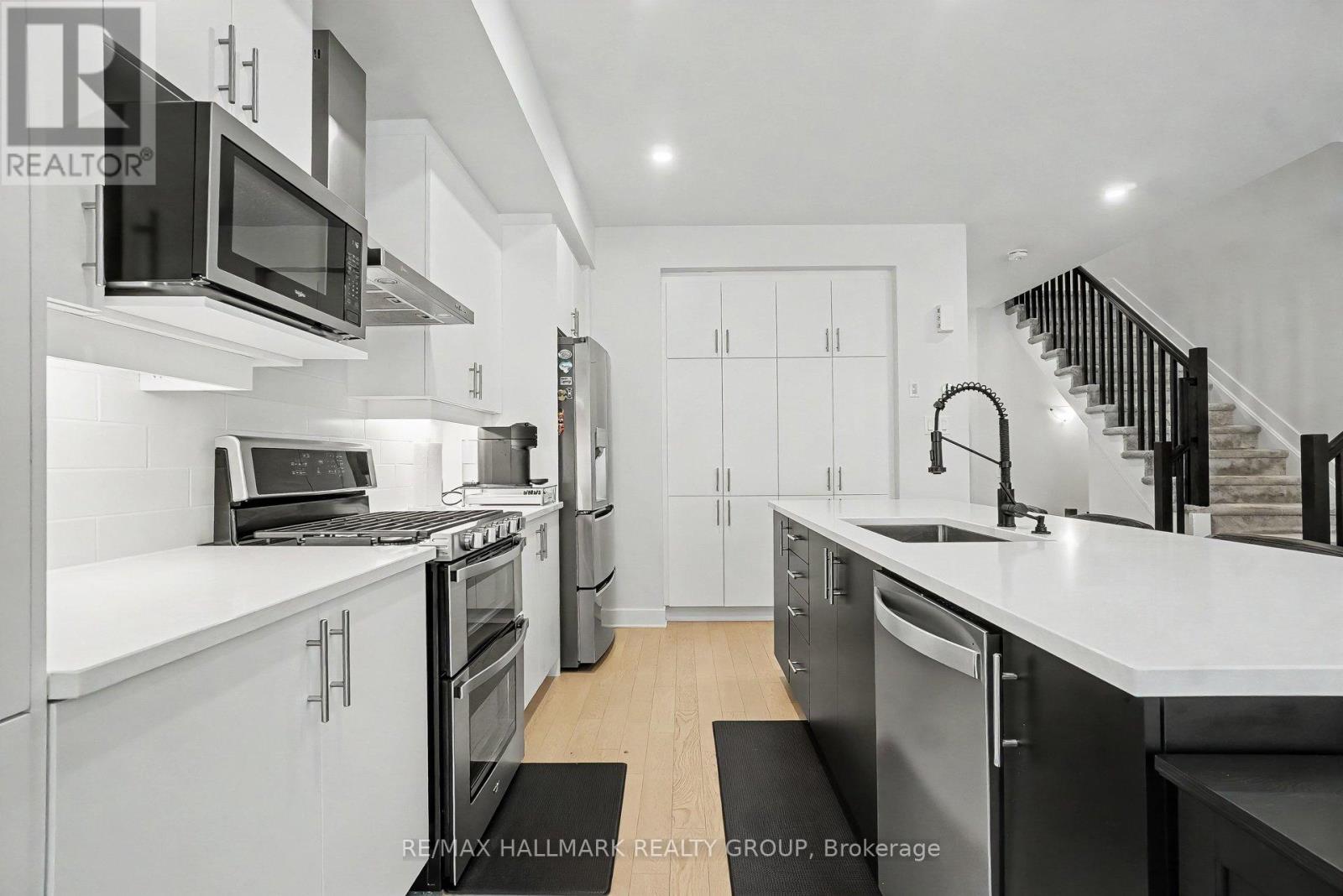 323 Wabasso Lane, Ottawa, Ontario  K1T 0T2 - Photo 19 - X13232458