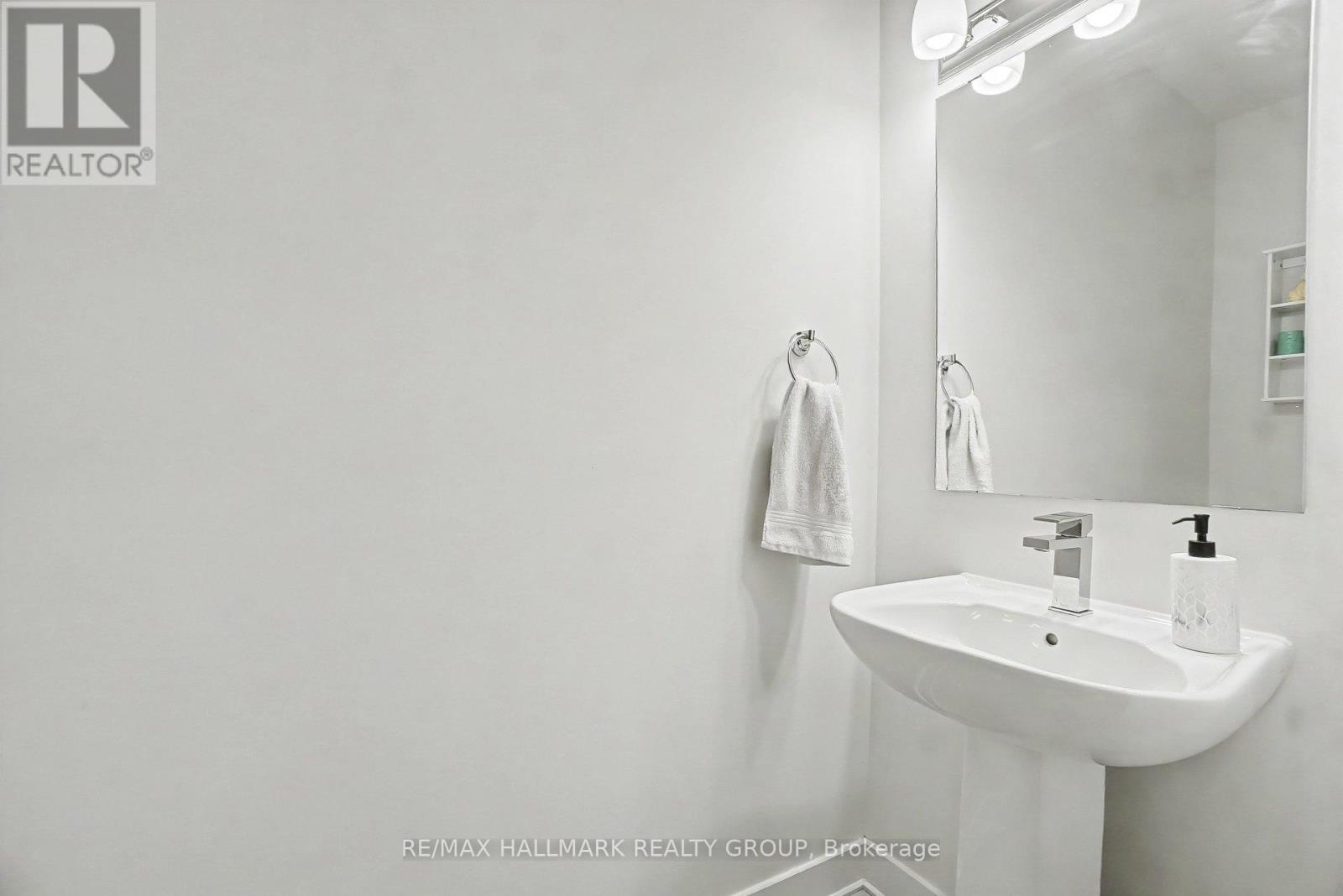 323 Wabasso Lane, Ottawa, Ontario  K1T 0T2 - Photo 23 - X13232458