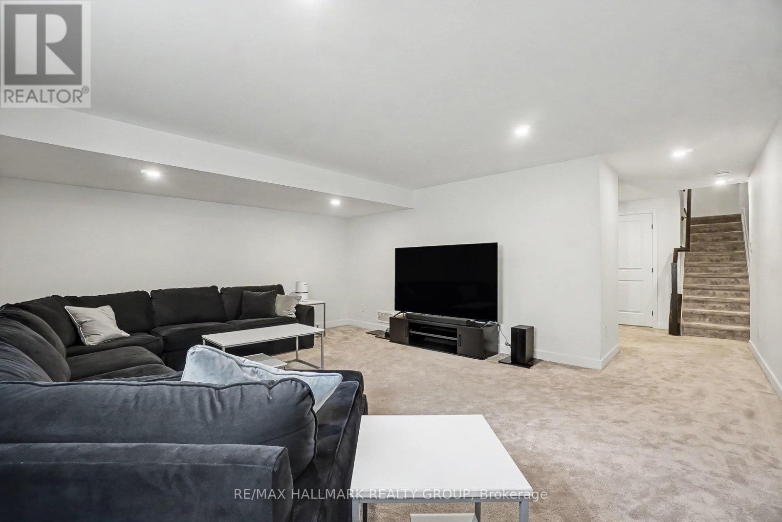 323 Wabasso Lane, Ottawa, Ontario  K1T 0T2 - Photo 37 - X13232458