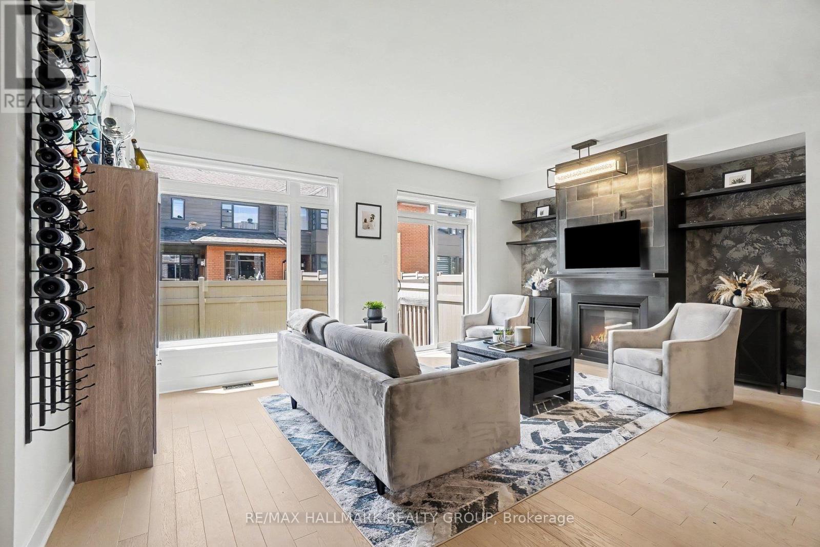 323 Wabasso Lane, Ottawa, Ontario  K1T 0T2 - Photo 8 - X13232458