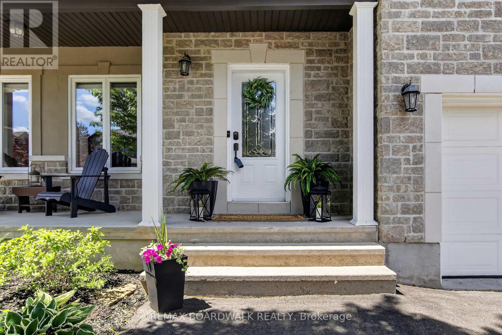 375 Quartz Avenue, Clarence-Rockland, Ontario  K4K 0C7 - Photo 2 - X13232628