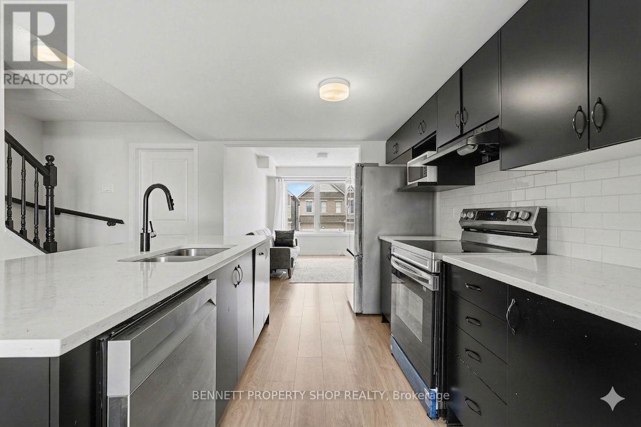 2412 Watercolours Way, Ottawa, Ontario  K2J 7A9 - Photo 3 - X13232666