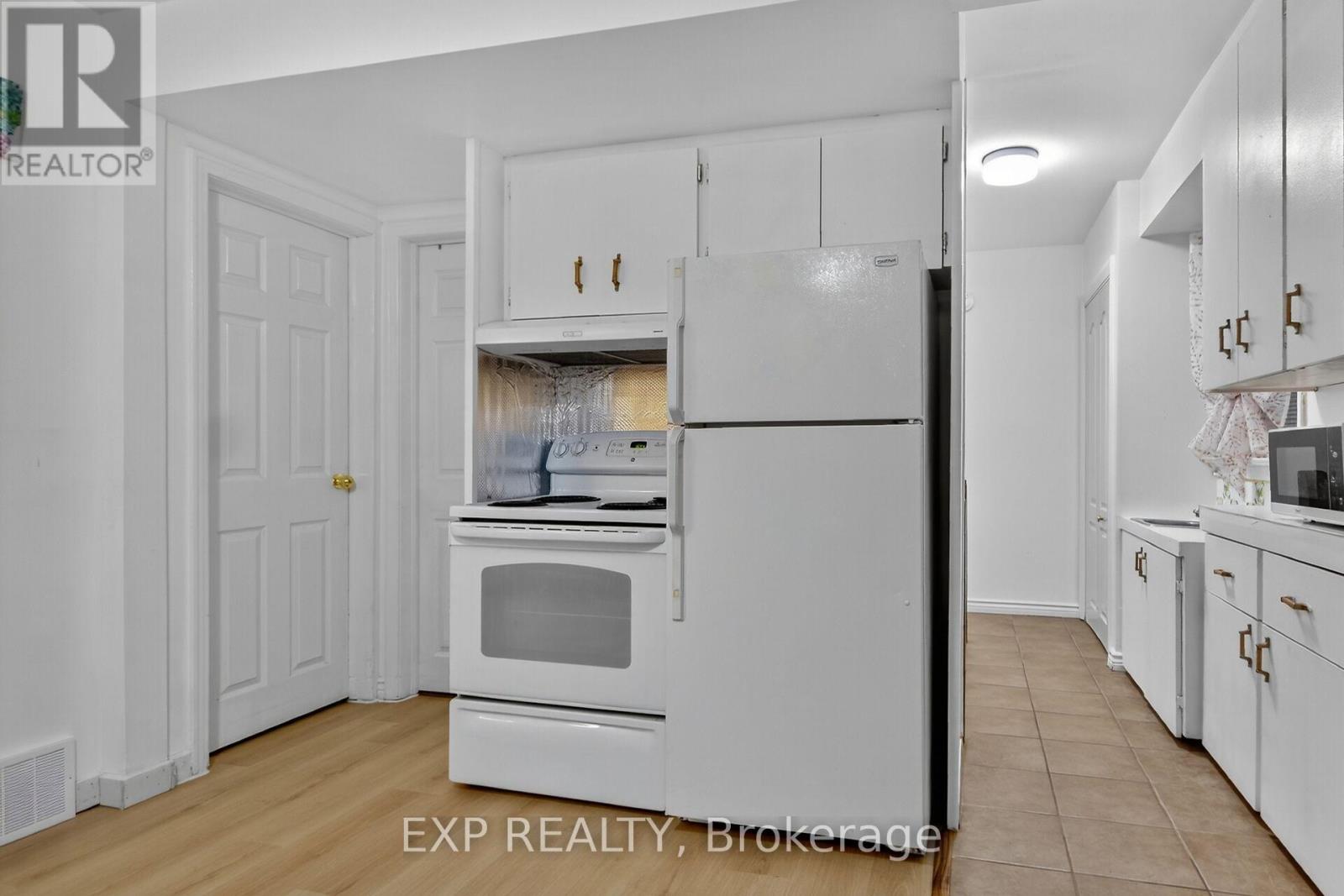 41 Hwy 5 W Street, South Dundas, Ontario  K0C 1X0 - Photo 12 - X13232700
