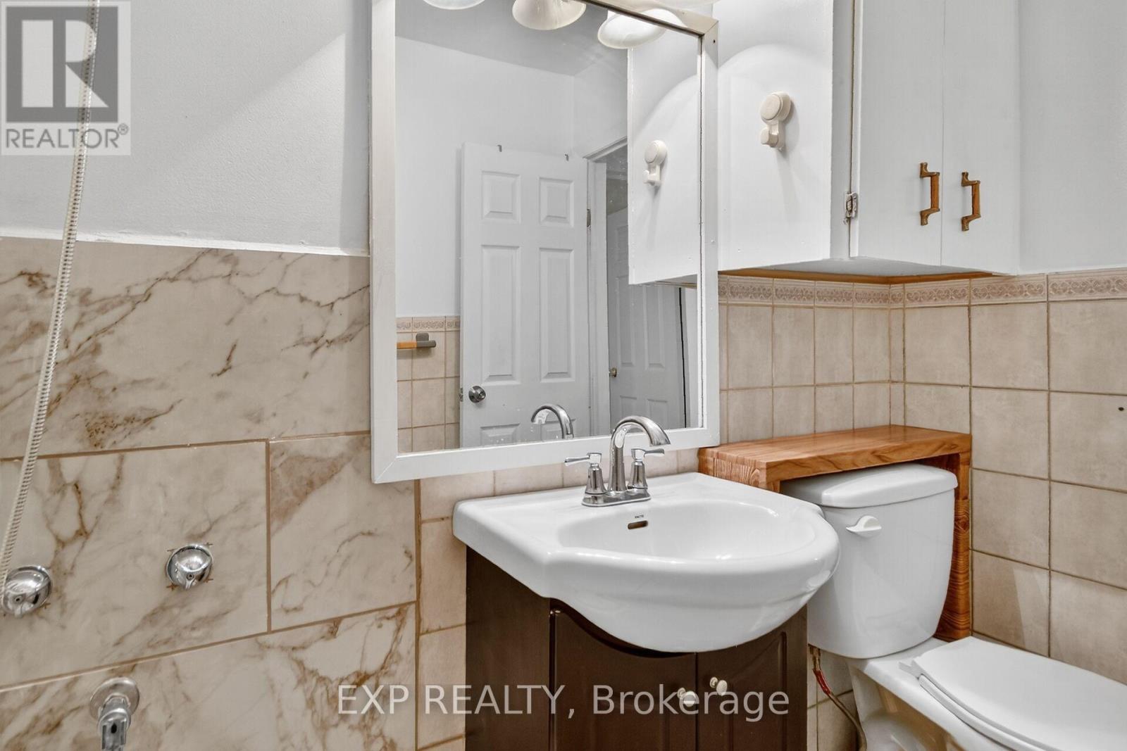 41 Hwy 5 W Street, South Dundas, Ontario  K0C 1X0 - Photo 17 - X13232700