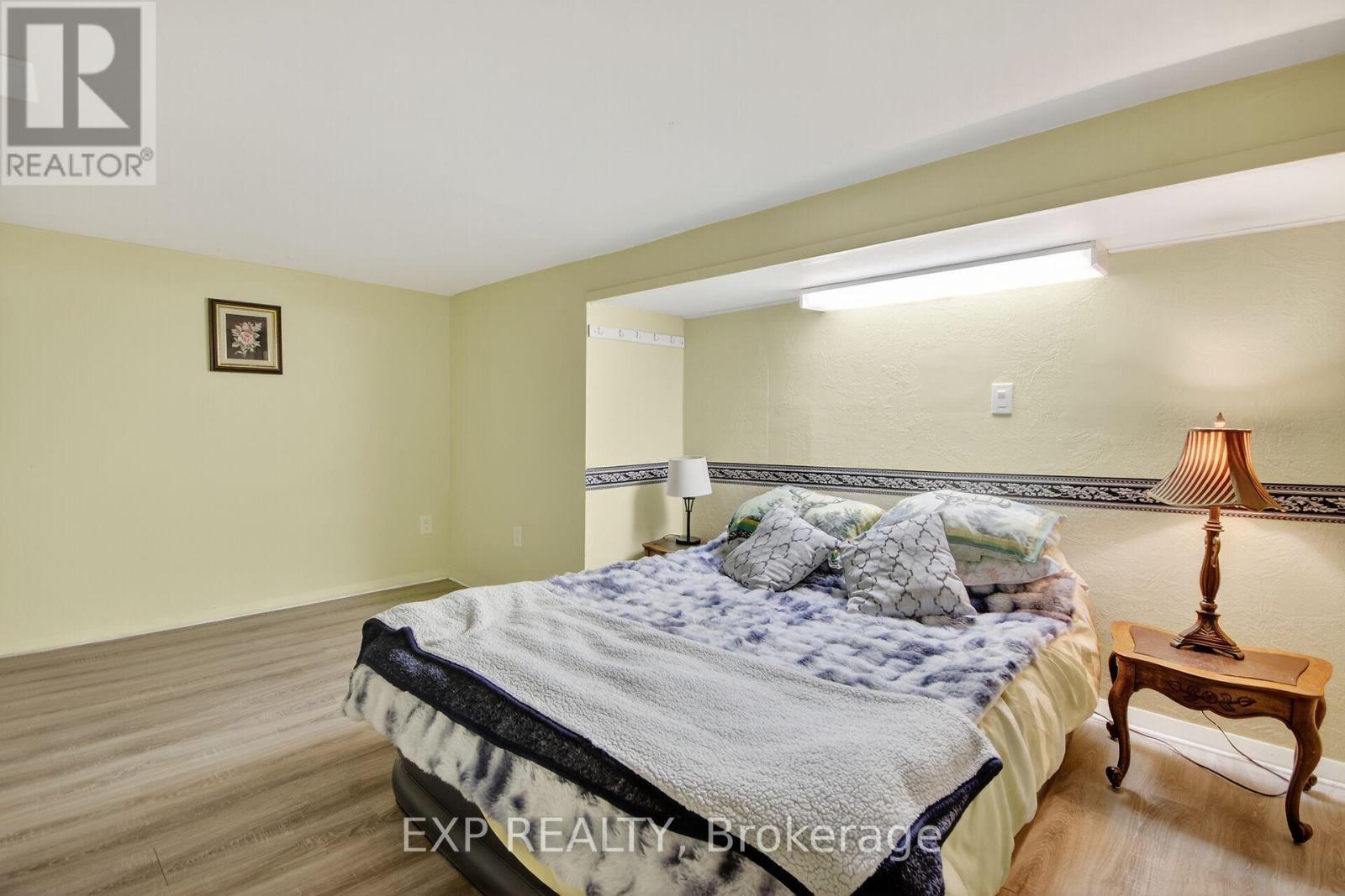 41 Hwy 5 W Street, South Dundas, Ontario  K0C 1X0 - Photo 30 - X13232700