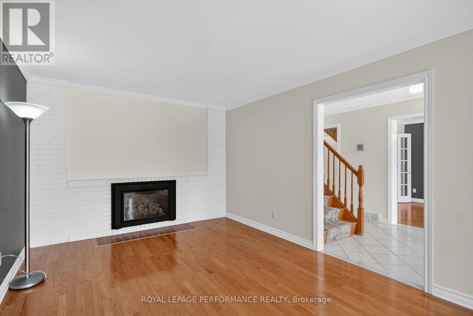 15 Hallowell Court, Ottawa, Ontario  K2H 8N4 - Photo 11 - X13232724
