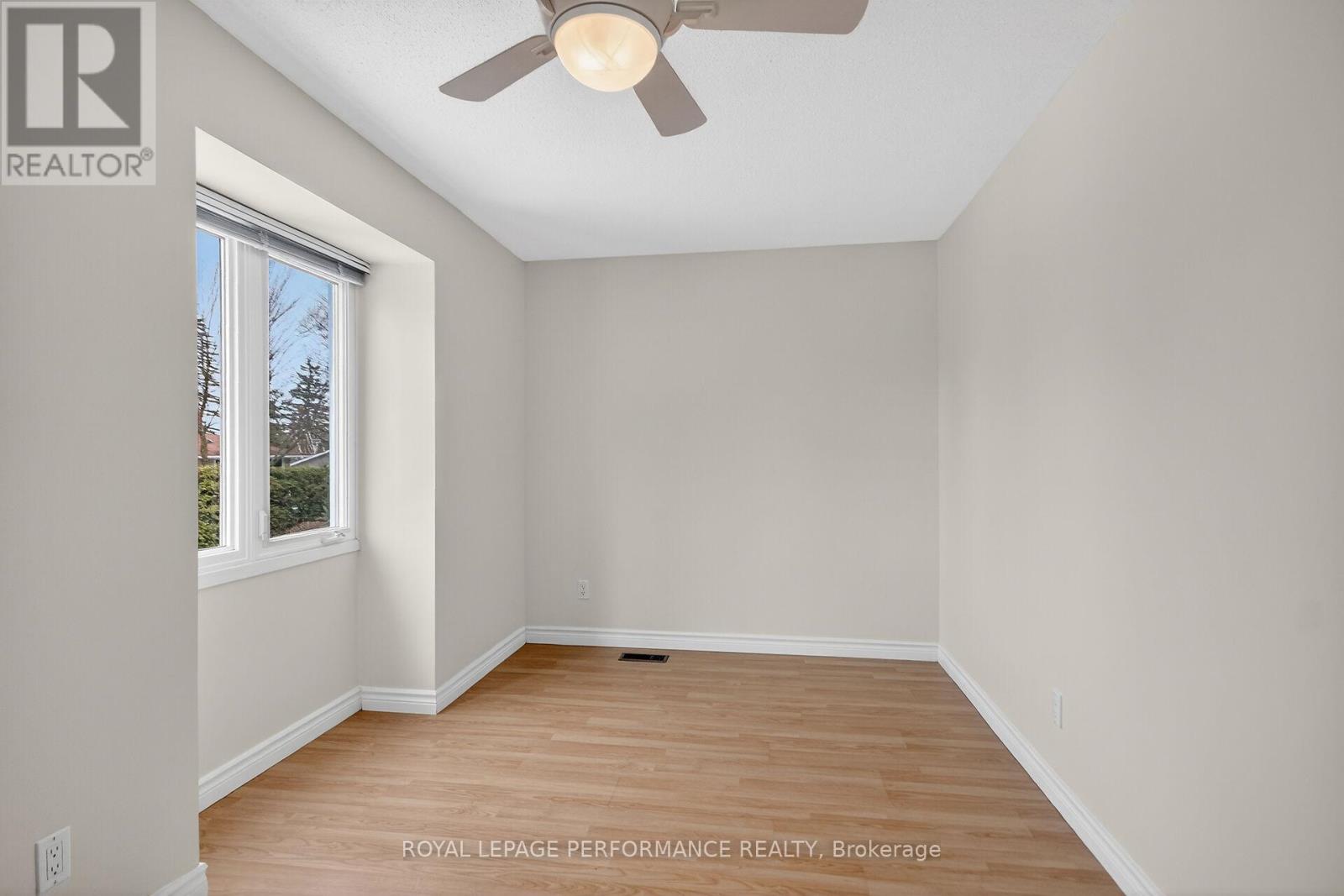 15 Hallowell Court, Ottawa, Ontario  K2H 8N4 - Photo 33 - X13232724
