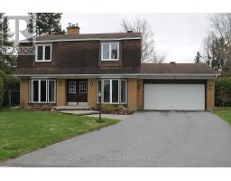 15 HALLOWELL COURT, Ottawa, Ontario