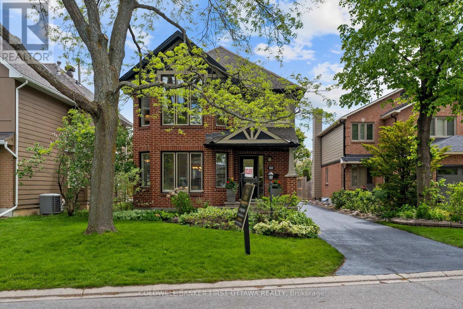 30 Castlethorpe Crescent, Ottawa, Ontario  K2G 5P7 - Photo 1 - X13232806