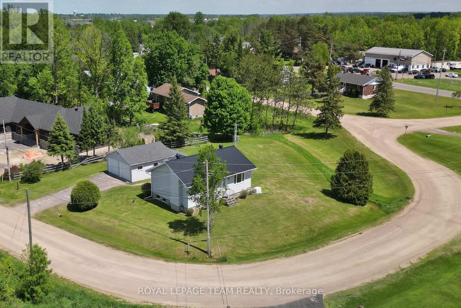 929 Munro Drive, Mcnab/braeside, Ontario  K7S 3G8 - Photo 7 - X13232878