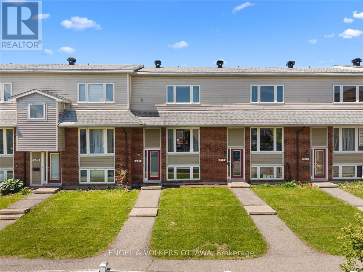 241 Monterey Drive, Ottawa, Ontario  K2H 7B1 - Photo 1 - X13232912