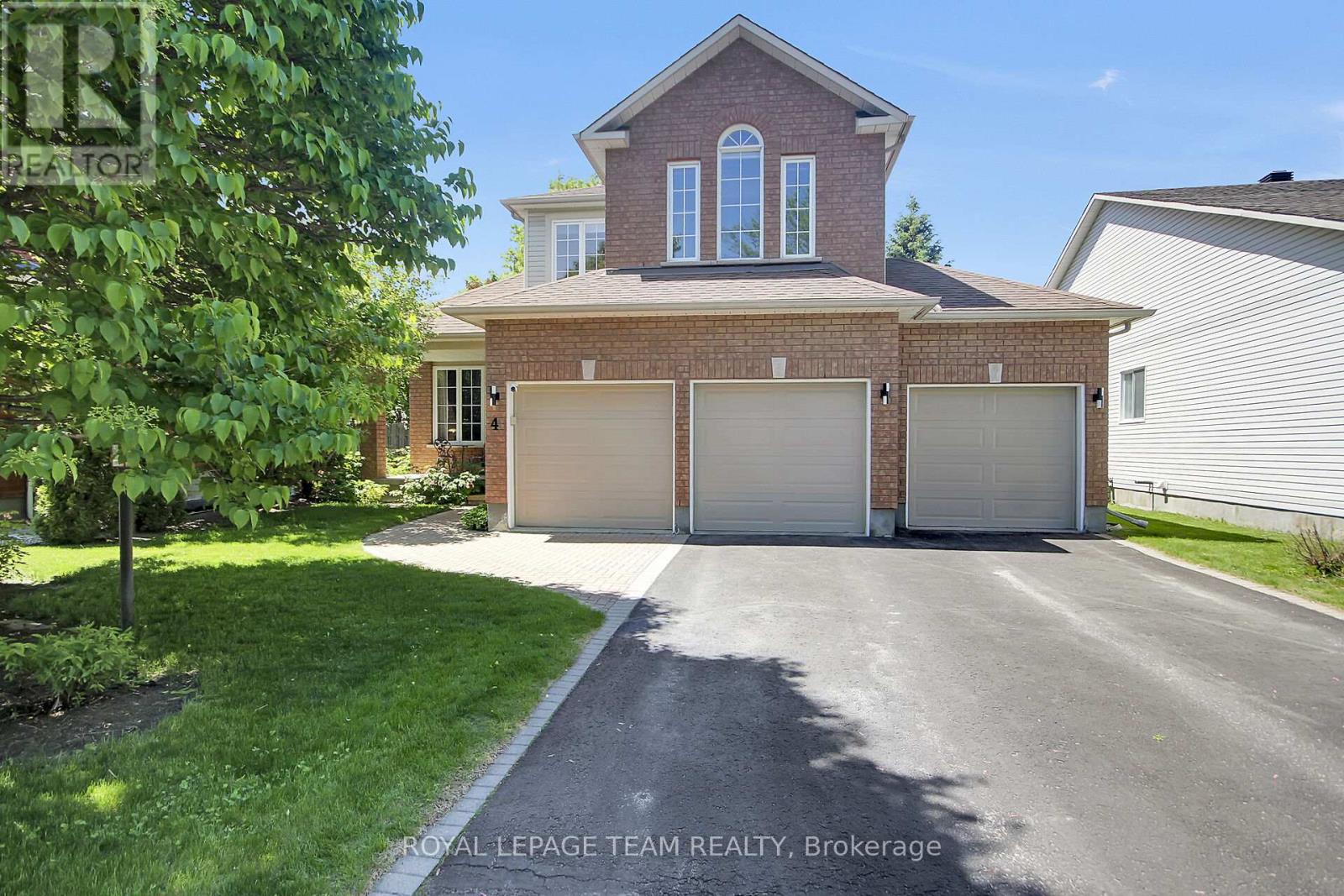 4 Maple Stand Way, Ottawa, Ontario  K2G 6P3 - Photo 1 - X13232968