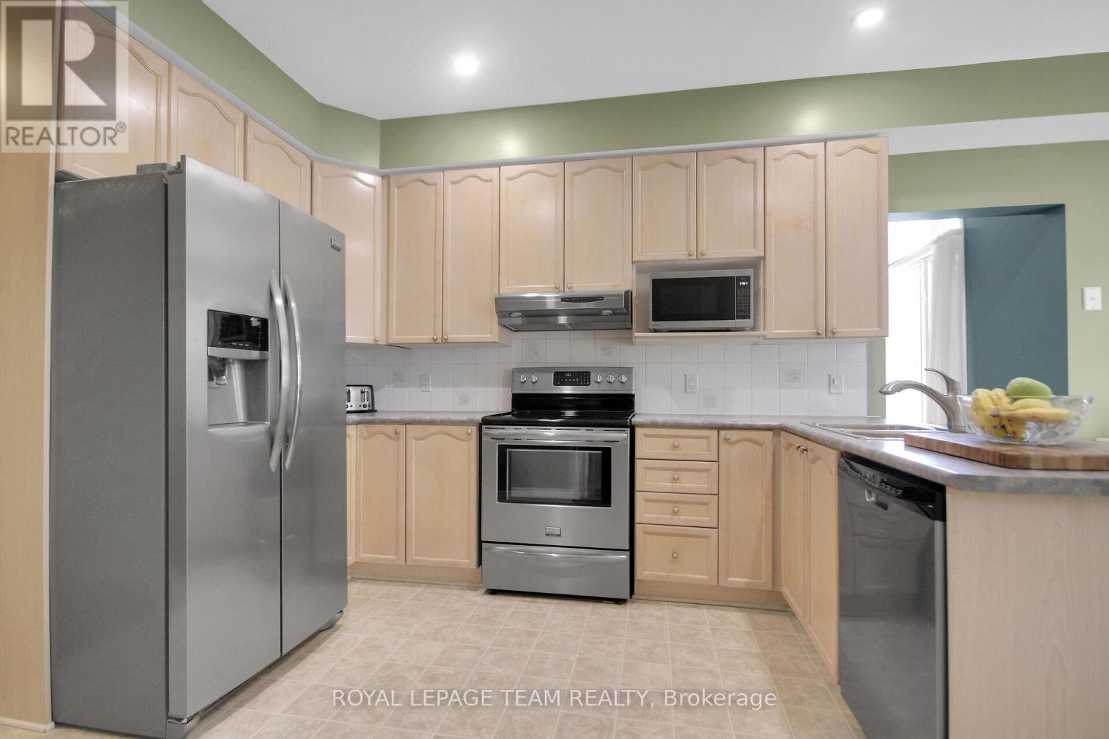 4 Maple Stand Way, Ottawa, Ontario  K2G 6P3 - Photo 11 - X13232968