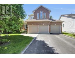 4 MAPLE STAND WAY, Ottawa, Ontario