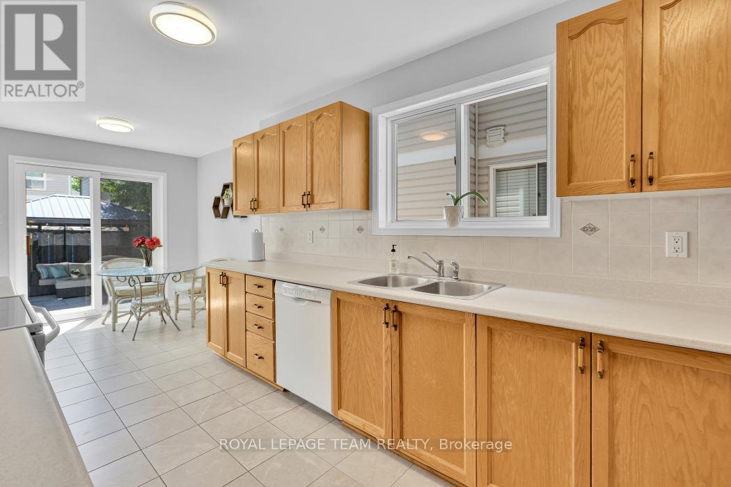111 Fairlop Way, Ottawa, Ontario  K2J 5B6 - Photo 15 - X13233060