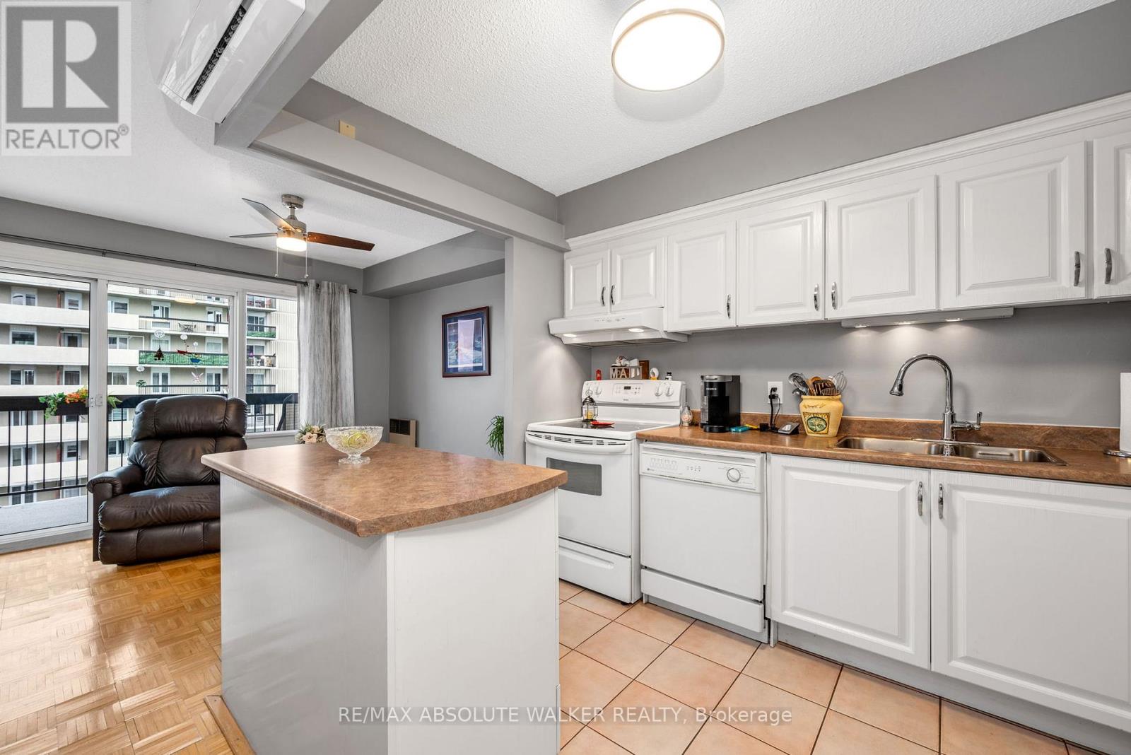 1604 - 158c Mcarthur Avenue, Ottawa, Ontario  K1L 8E7 - Photo 11 - X13233158