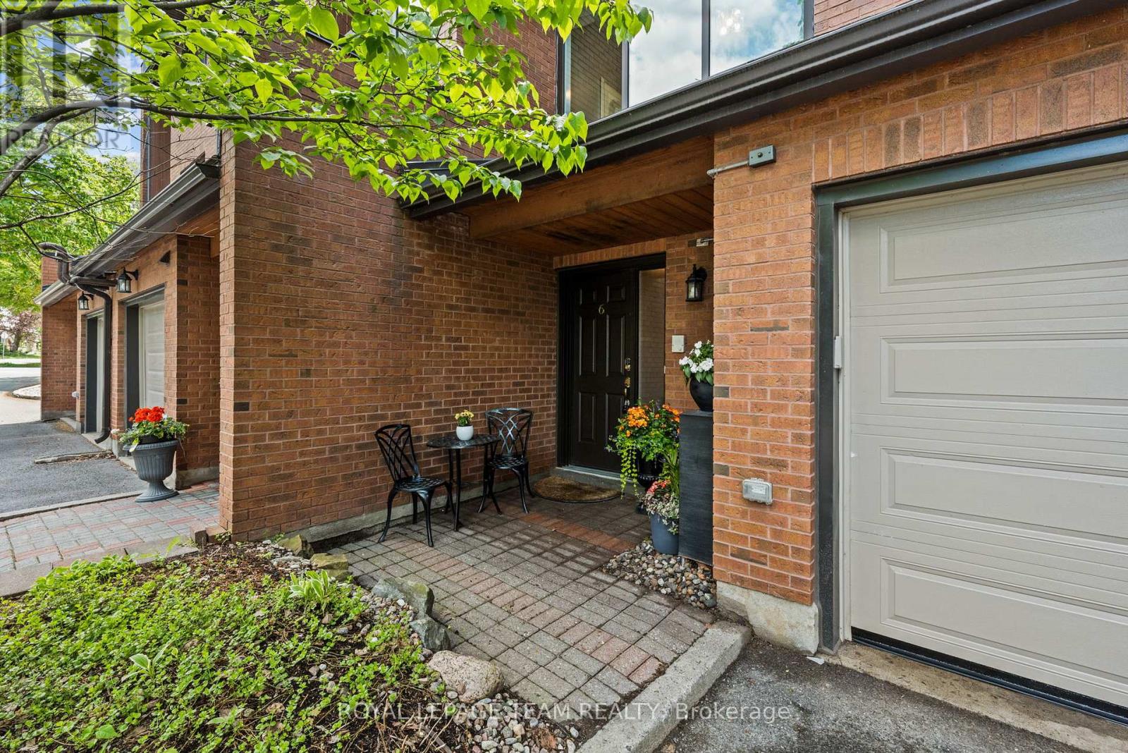 6 - 625 Richmond Road, Ottawa, Ontario  K2A 0G6 - Photo 2 - X13233186