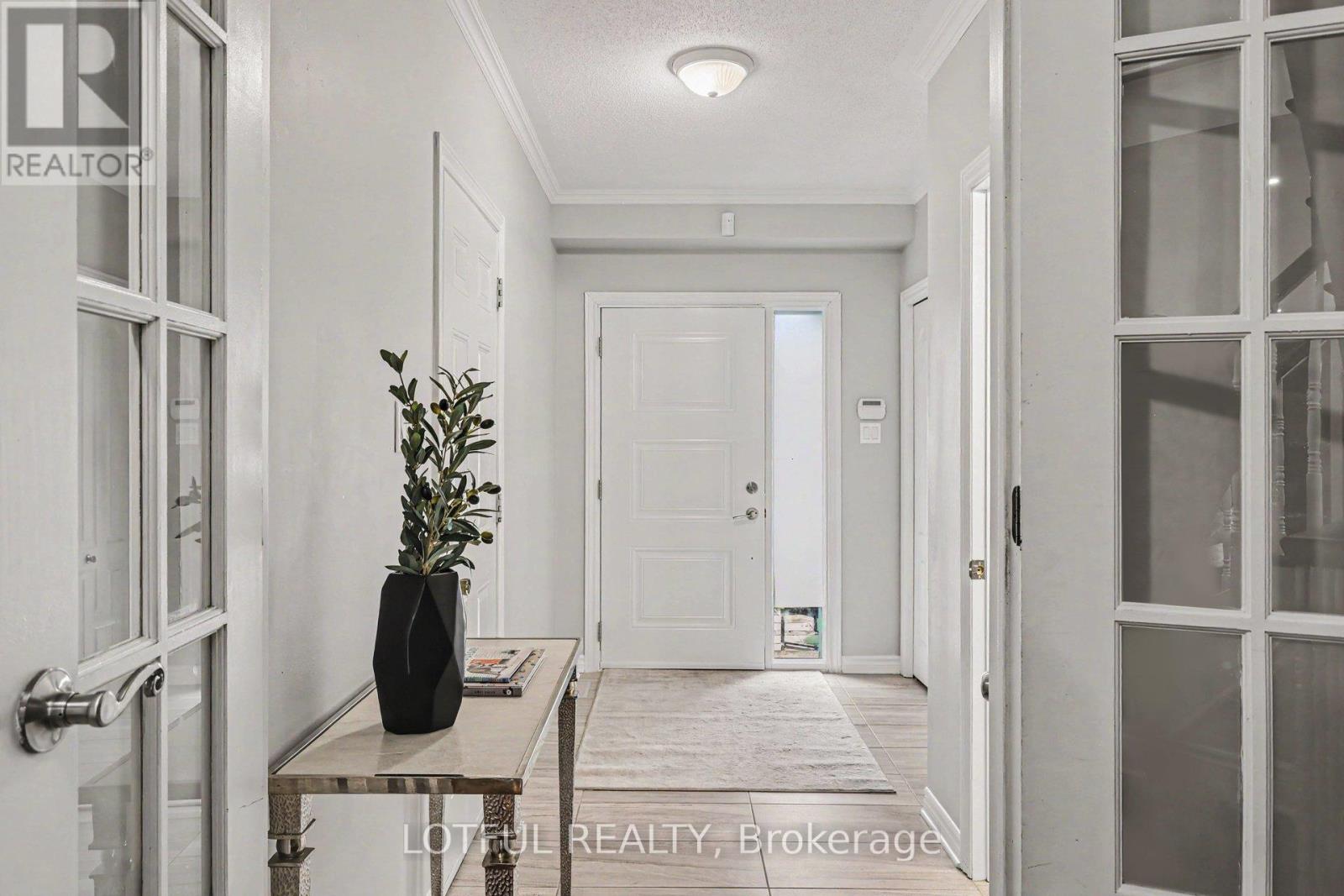 365 Riversedge Crescent, Ottawa, Ontario  K1V 0Y6 - Photo 3 - X13233520