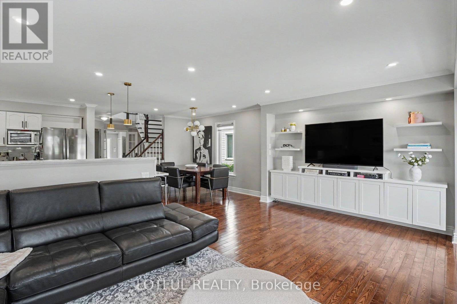 365 Riversedge Crescent, Ottawa, Ontario  K1V 0Y6 - Photo 8 - X13233520