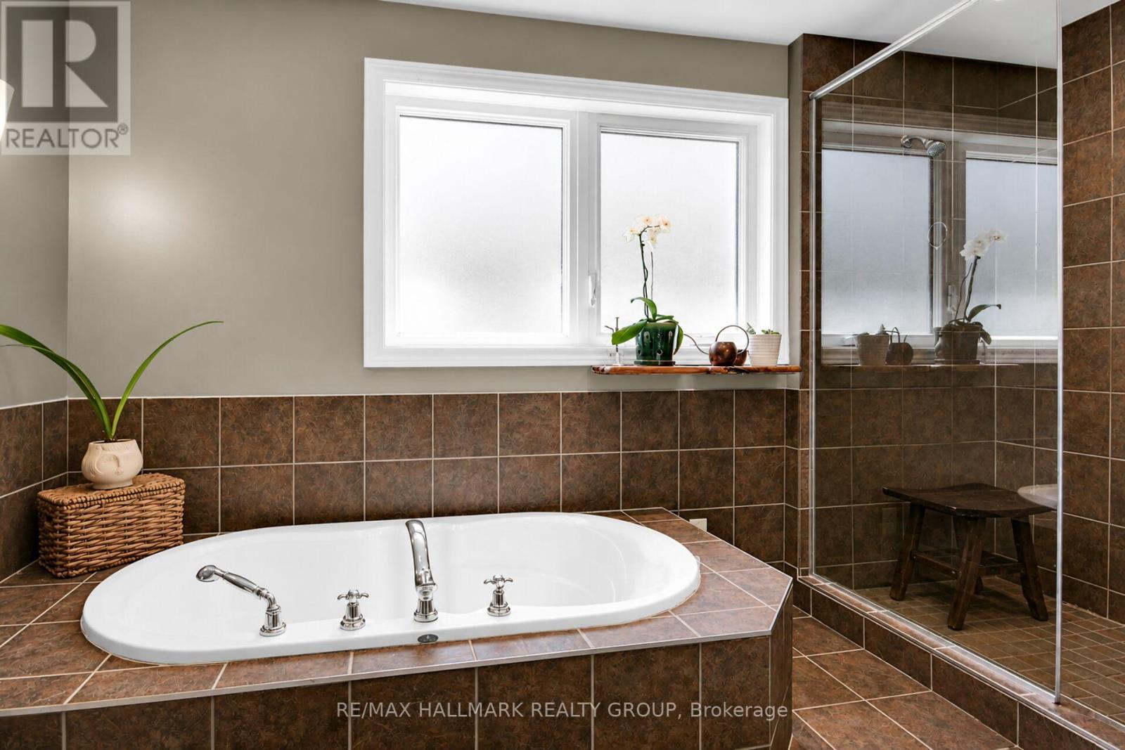 29 Shady Branch Trail, Ottawa, Ontario  K2S 1E1 - Photo 25 - X13233614
